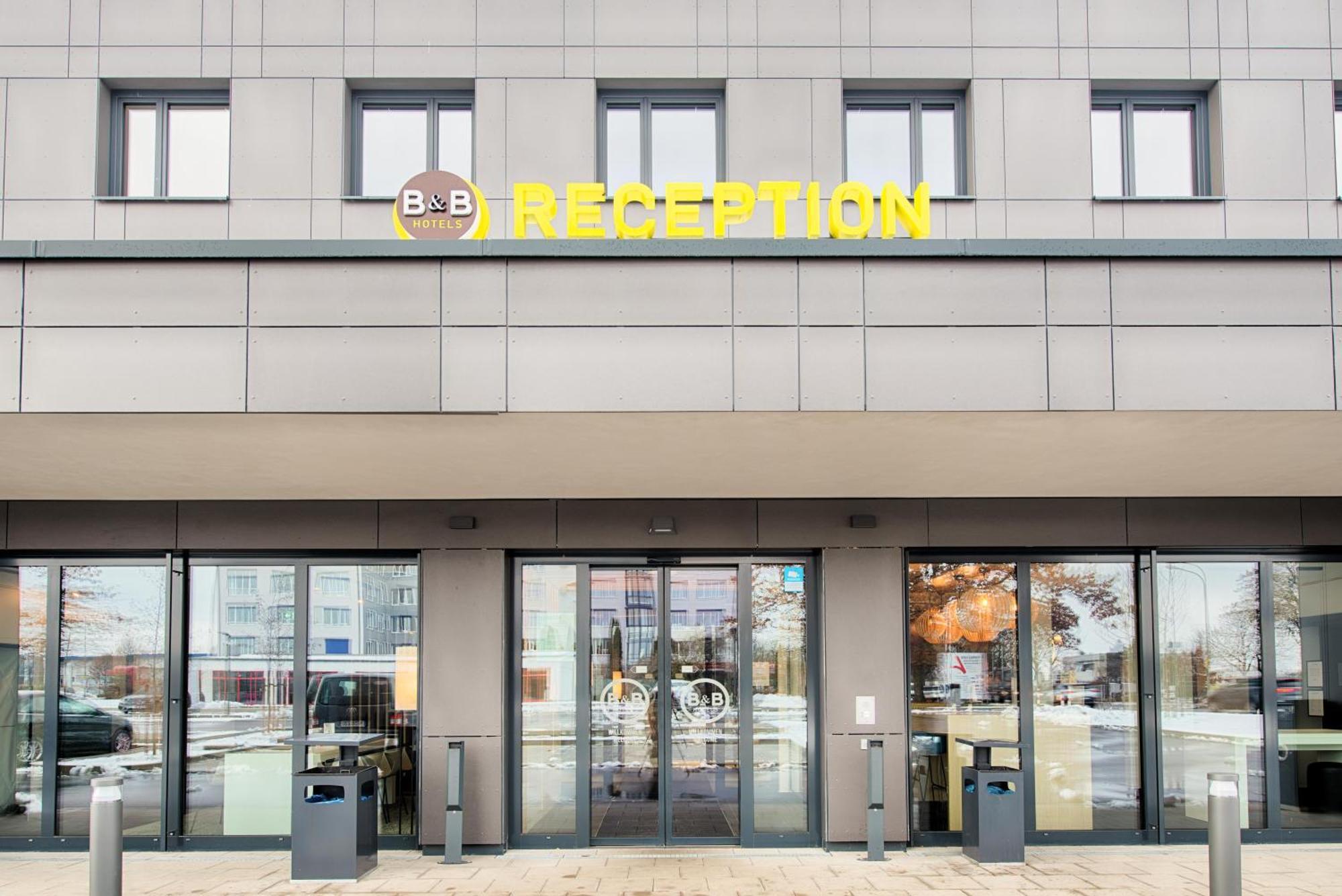 B&B Hotel Augsburg-West Bagian luar foto